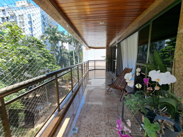 Apartamento à venda com 4 quartos, 222m² - Foto 6