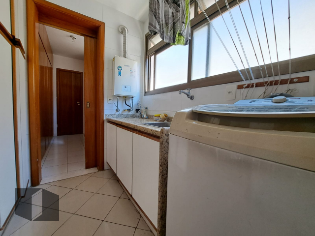 Apartamento à venda com 4 quartos, 222m² - Foto 27