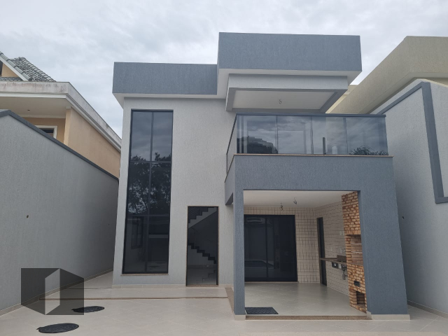 Casa de Condomínio à venda com 4 quartos, 252m² - Foto 1