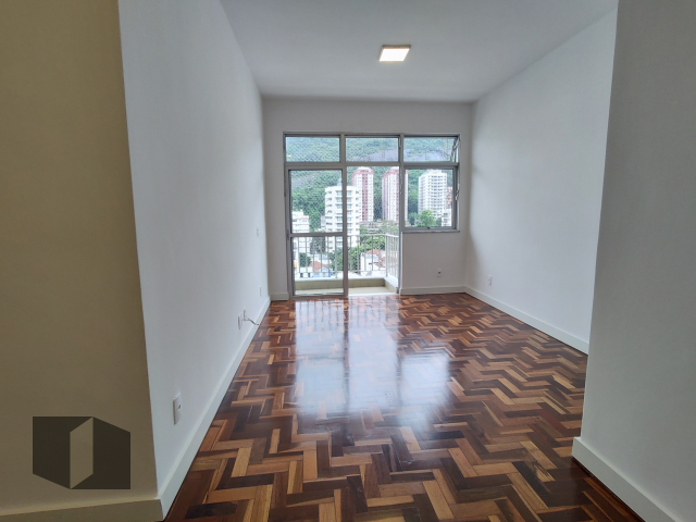 Apartamento para alugar com 2 quartos, 85m² - Foto 2