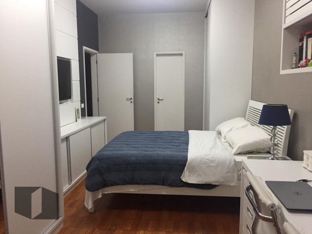 Apartamento à venda com 3 quartos, 150m² - Foto 9