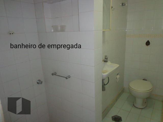 Apartamento para alugar com 3 quartos, 240m² - Foto 27