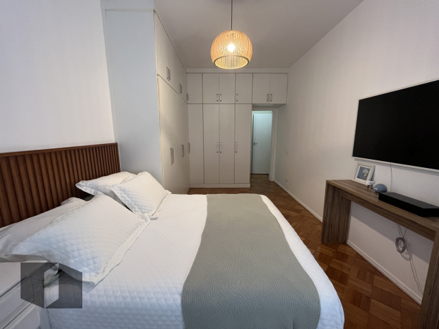 Apartamento à venda com 3 quartos, 233m² - Foto 9