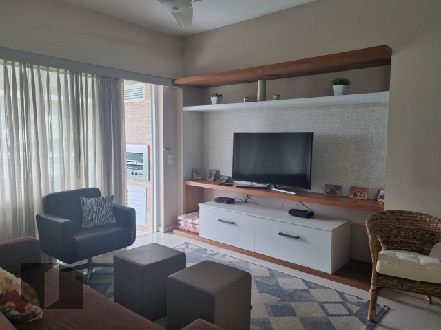 Apartamento à venda com 3 quartos, 116m² - Foto 2