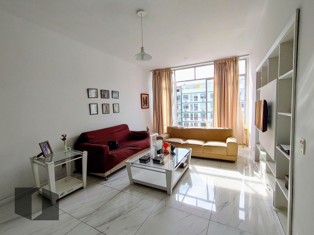 Apartamento à venda com 4 quartos, 202m² - Foto 1