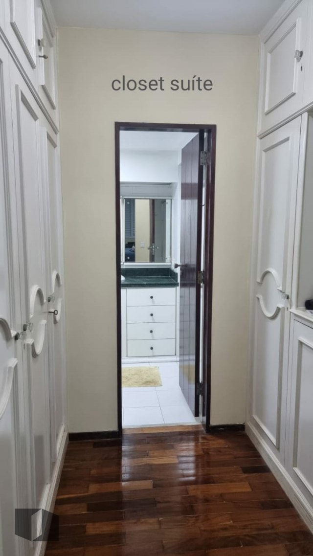 Apartamento para alugar com 3 quartos, 240m² - Foto 19