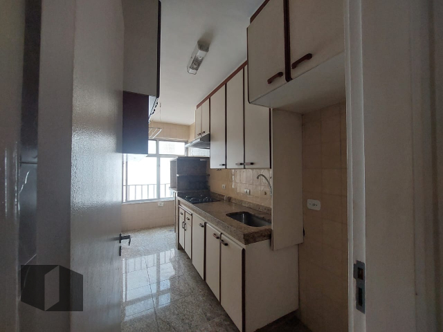 Apartamento à venda com 2 quartos, 66m² - Foto 13