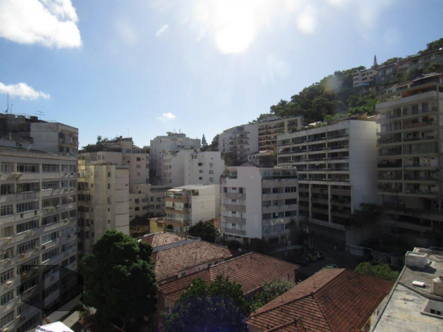 Apartamento à venda com 1 quarto, 70m² - Foto 12