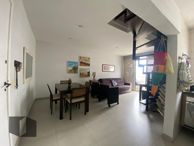 Apartamento à venda com 2 quartos, 75m² - Foto 3