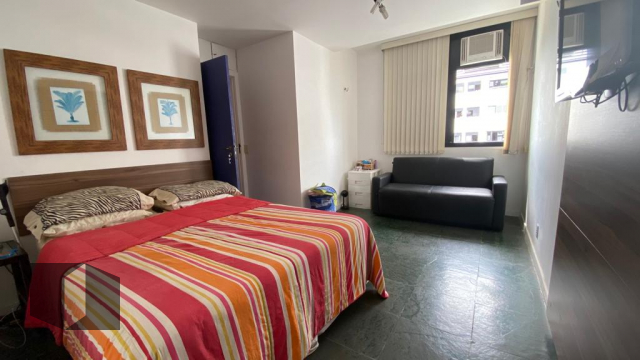 Apartamento à venda com 2 quartos, 75m² - Foto 7