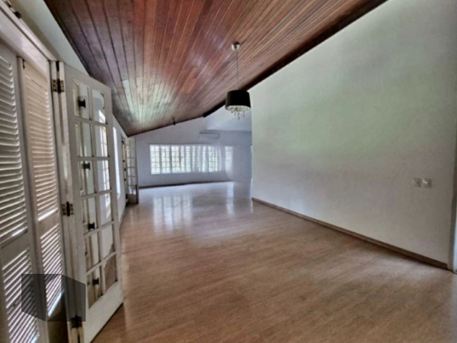 Casa à venda com 5 quartos, 525m² - Foto 6