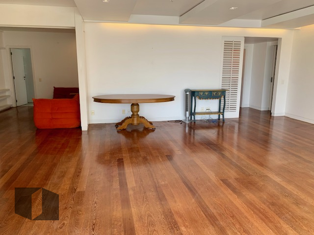 Apartamento à venda com 4 quartos, 257m² - Foto 5