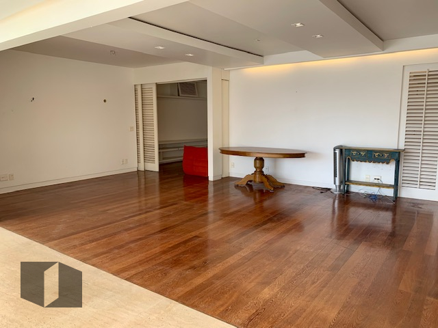 Apartamento à venda com 4 quartos, 257m² - Foto 3