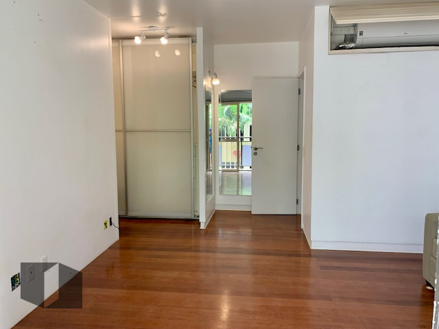 Apartamento à venda com 4 quartos, 257m² - Foto 10