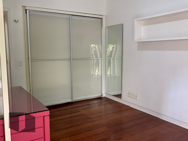 Apartamento à venda com 4 quartos, 257m² - Foto 16