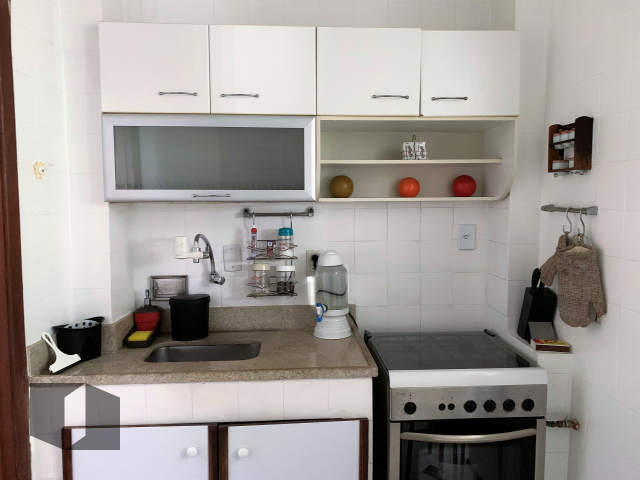 Apartamento à venda com 2 quartos, 70m² - Foto 13