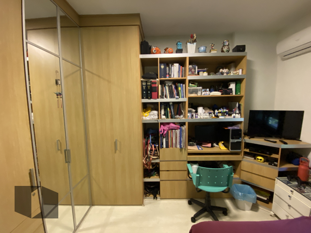 Apartamento à venda com 4 quartos, 229m² - Foto 17