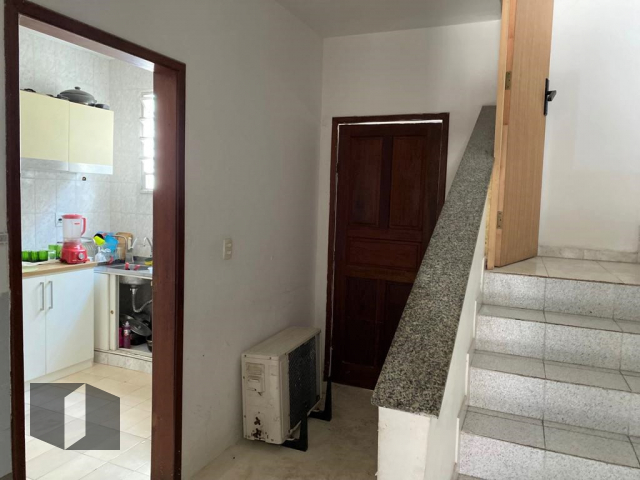 Casa à venda com 4 quartos, 122m² - Foto 8