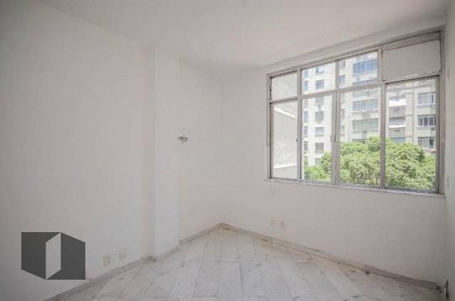 Apartamento à venda com 2 quartos, 78m² - Foto 6