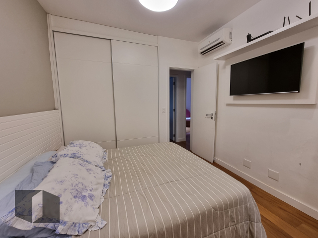 Apartamento à venda com 3 quartos, 113m² - Foto 26