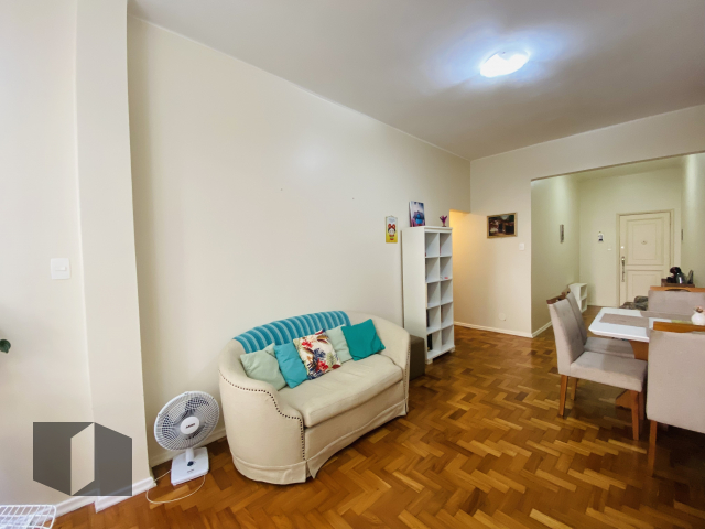 Apartamento à venda com 3 quartos, 87m² - Foto 2