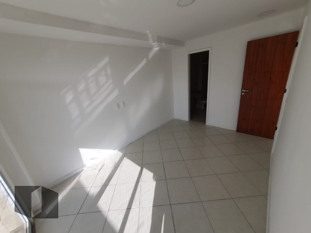 Apartamento à venda com 3 quartos, 114m² - Foto 14