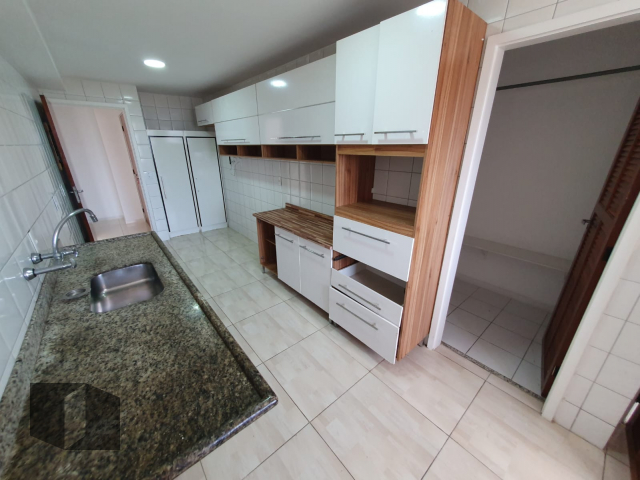 Apartamento à venda com 3 quartos, 114m² - Foto 21