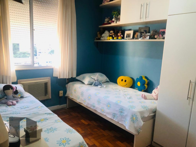 Apartamento à venda com 3 quartos, 95m² - Foto 11