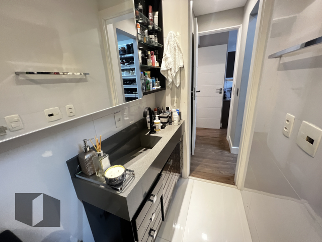 Apartamento à venda com 3 quartos, 192m² - Foto 16