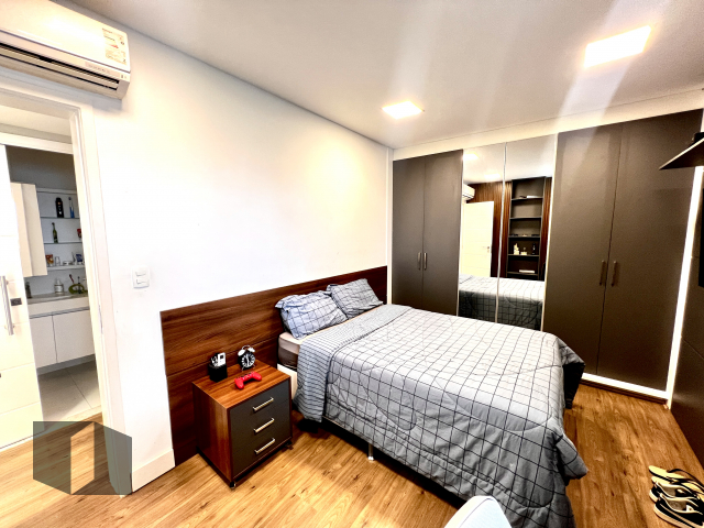 Apartamento à venda com 3 quartos, 192m² - Foto 20