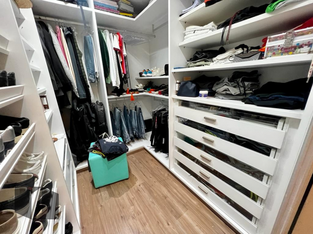 Apartamento à venda com 3 quartos, 192m² - Foto 18