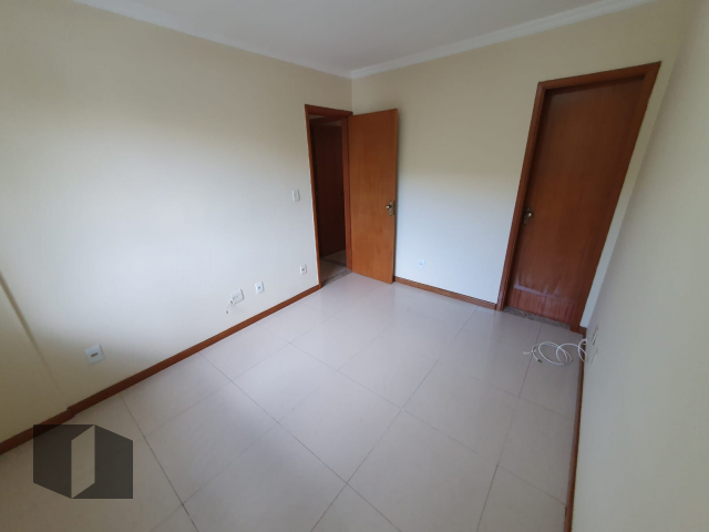 Apartamento à venda com 3 quartos, 98m² - Foto 13