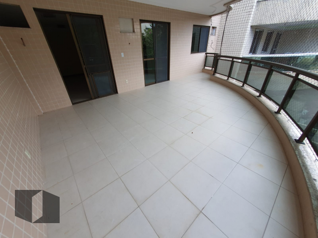 Apartamento à venda com 3 quartos, 98m² - Foto 2