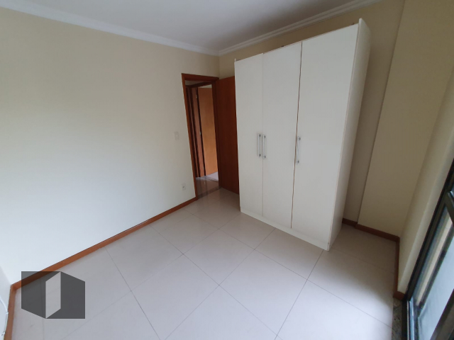 Apartamento à venda com 3 quartos, 98m² - Foto 7