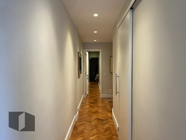 Apartamento à venda com 3 quartos, 131m² - Foto 9