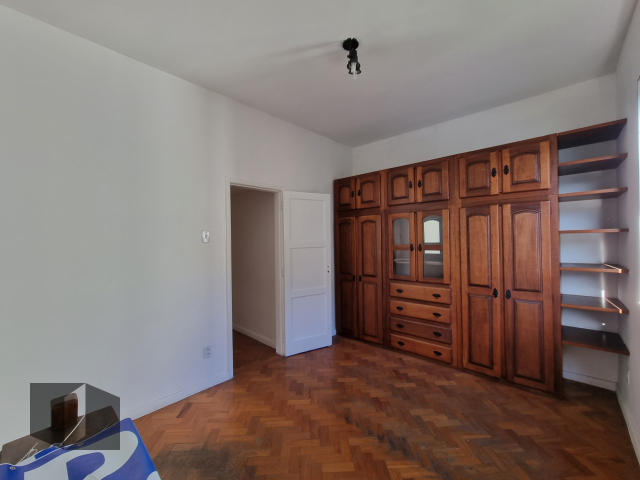 Apartamento à venda com 3 quartos, 98m² - Foto 9