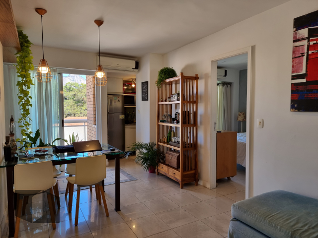 Apartamento à venda com 2 quartos, 71m² - Foto 4