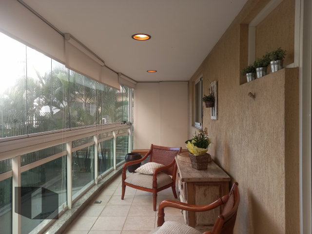 Apartamento à venda com 3 quartos, 129m² - Foto 9