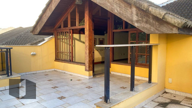 Casa de Condomínio à venda com 4 quartos, 1062m² - Foto 25