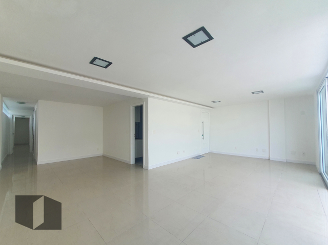 Cobertura à venda com 4 quartos, 346m² - Foto 4