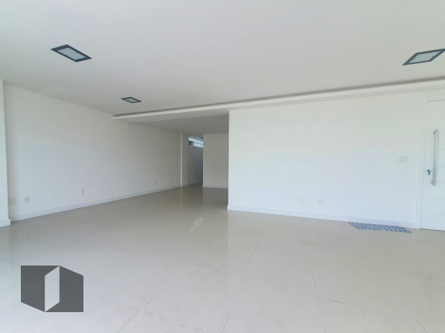 Cobertura à venda com 4 quartos, 346m² - Foto 2