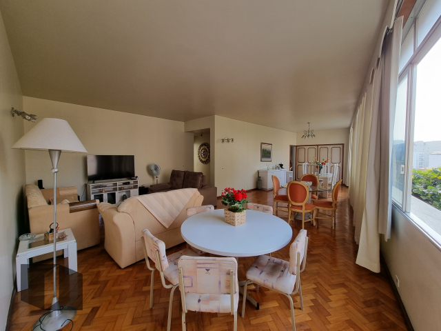 Apartamento à venda com 4 quartos, 240m² - Foto 2