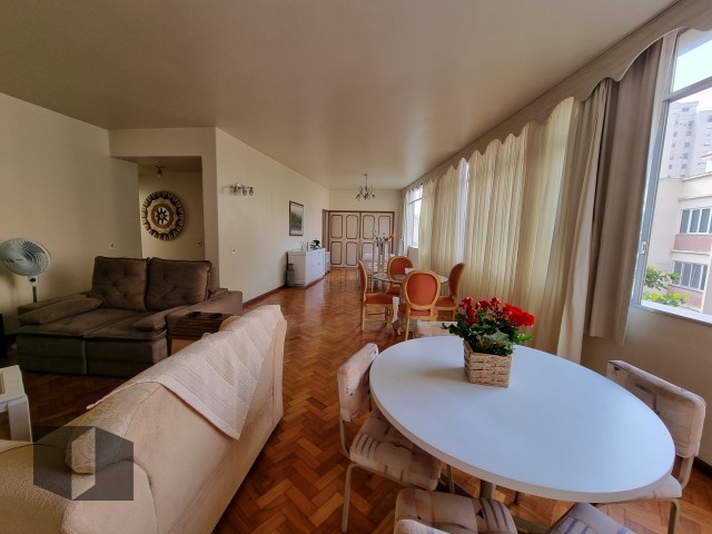 Apartamento à venda com 4 quartos, 240m² - Foto 4