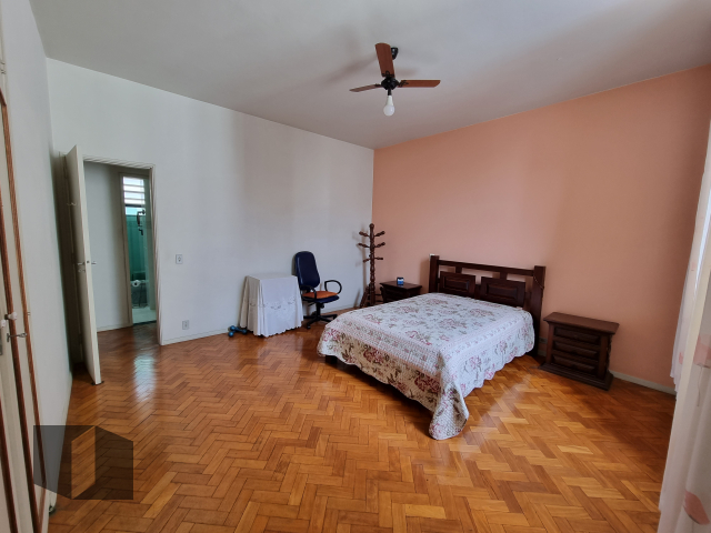 Apartamento à venda com 4 quartos, 240m² - Foto 9