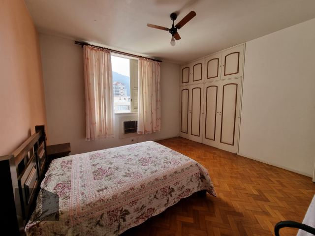 Apartamento à venda com 4 quartos, 240m² - Foto 11