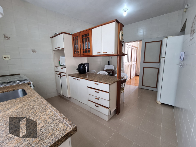 Apartamento à venda com 4 quartos, 240m² - Foto 29