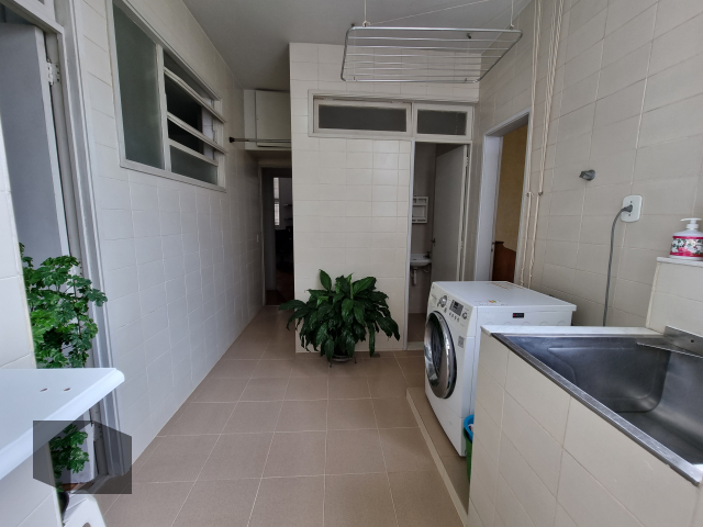 Apartamento à venda com 4 quartos, 240m² - Foto 36