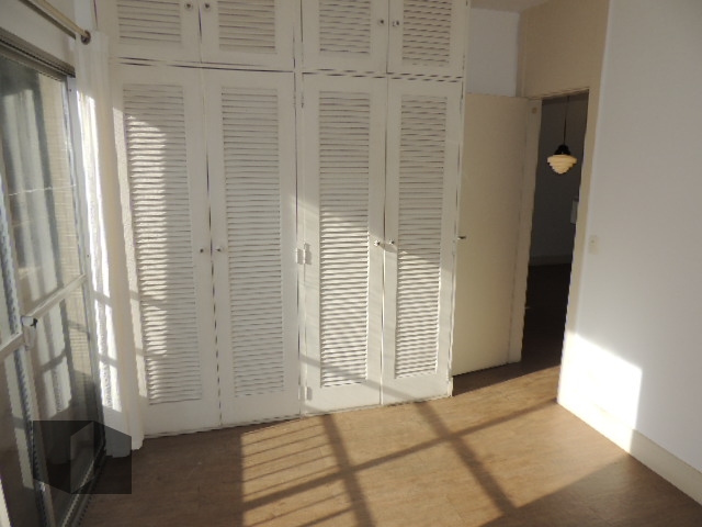 Apartamento à venda com 1 quarto, 63m² - Foto 11