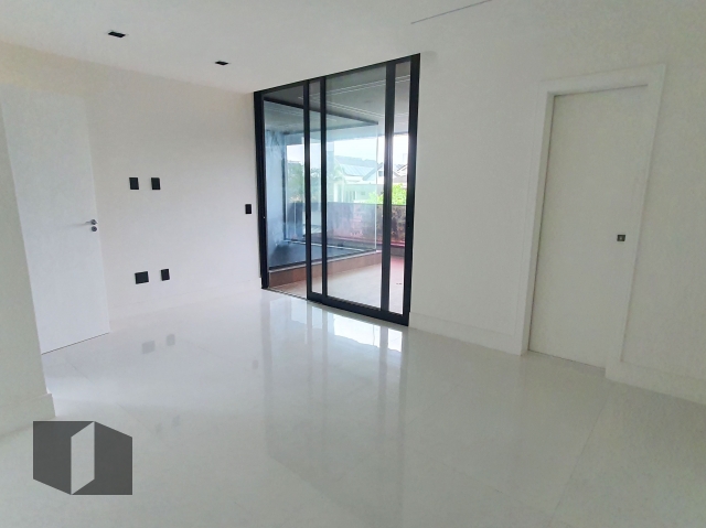 Casa de Condomínio à venda com 5 quartos, 231m² - Foto 13