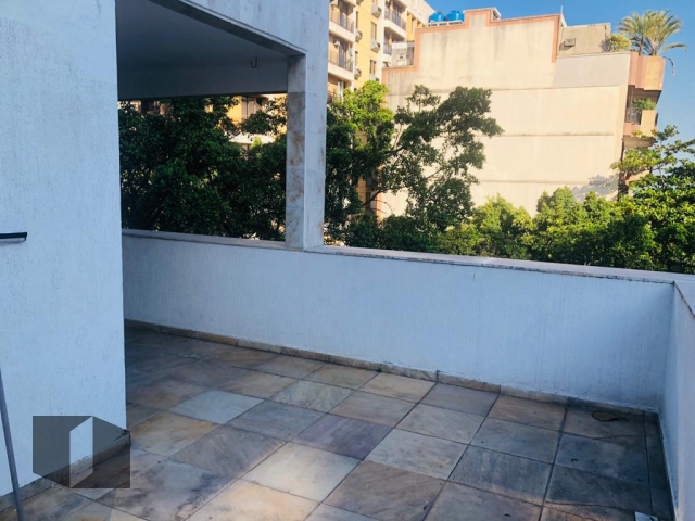 Cobertura à venda com 2 quartos, 107m² - Foto 8